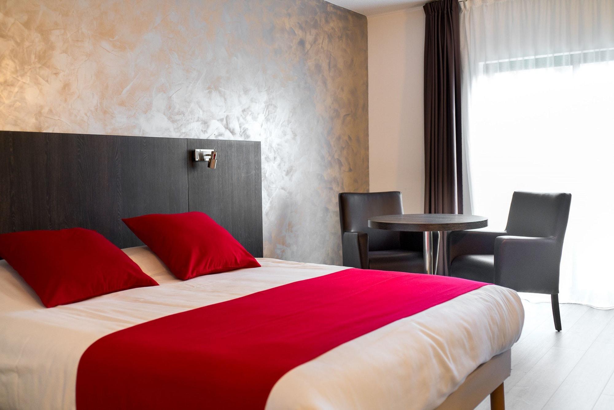 Ariane Hotel Fos Sur Mer โฟส์-ซูร์-แมร์ ภายนอก รูปภาพ