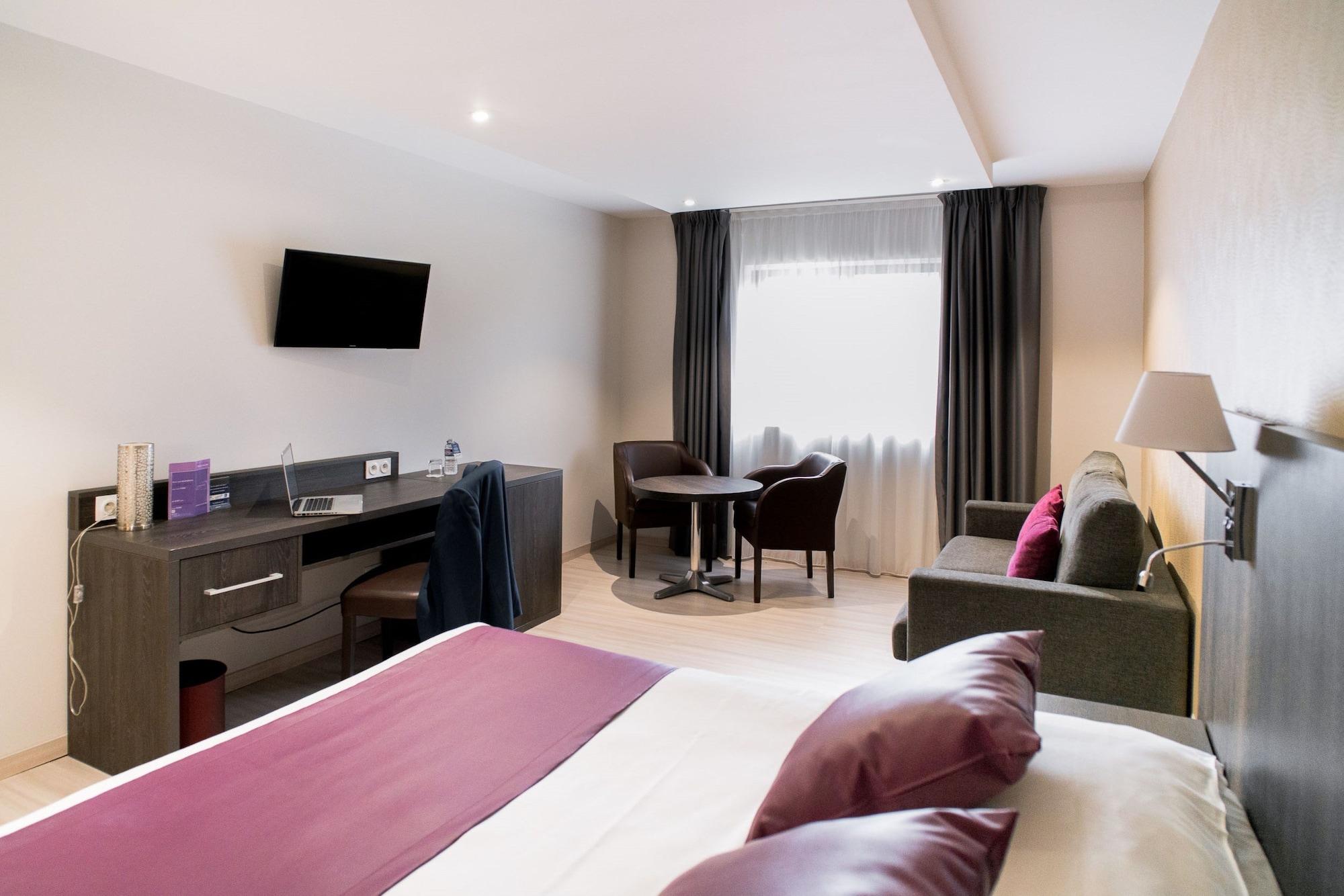 Ariane Hotel Fos Sur Mer โฟส์-ซูร์-แมร์ ภายนอก รูปภาพ