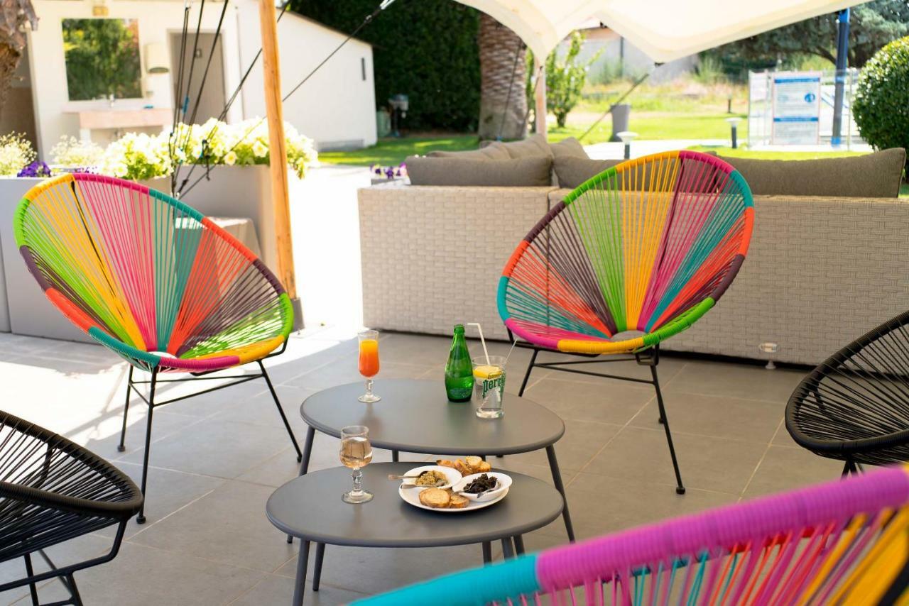 Ariane Hotel Fos Sur Mer โฟส์-ซูร์-แมร์ ภายนอก รูปภาพ