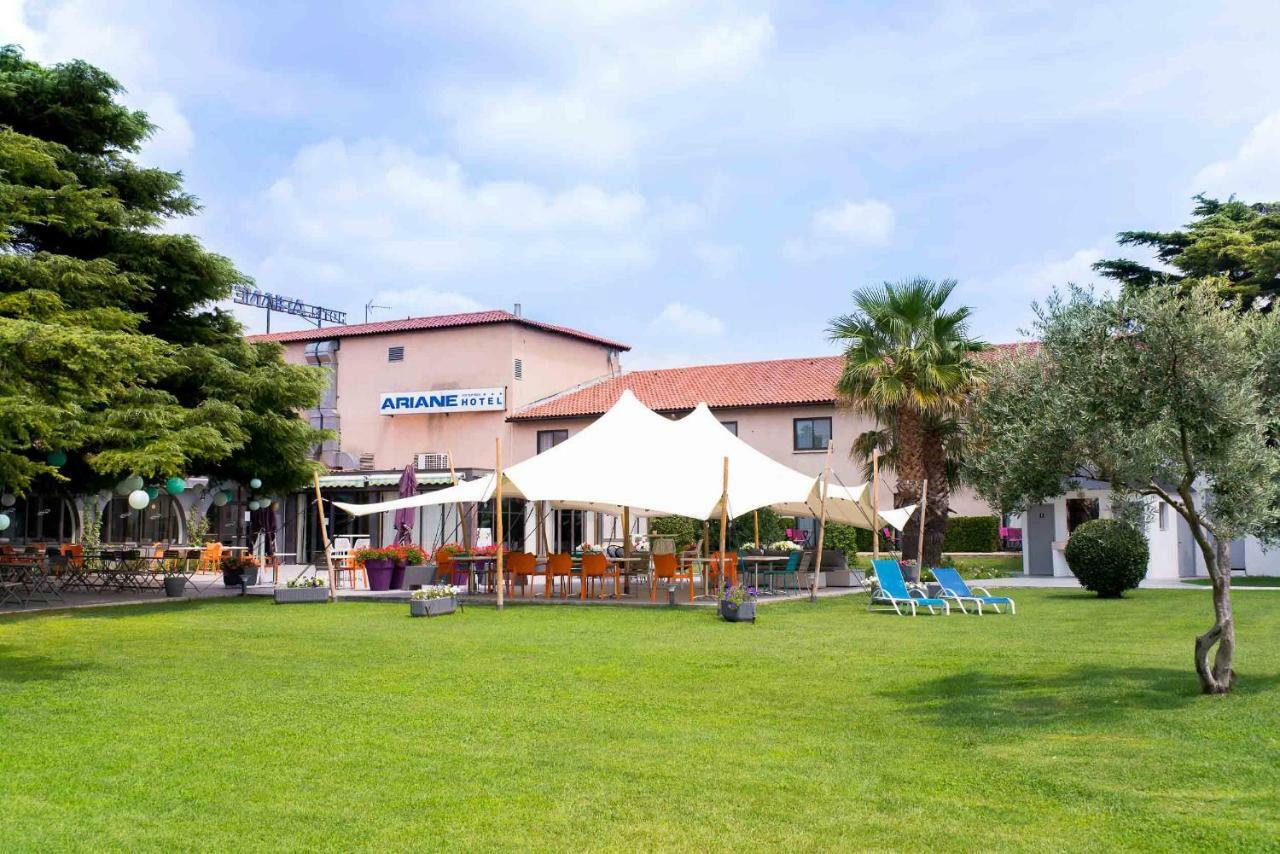 Ariane Hotel Fos Sur Mer โฟส์-ซูร์-แมร์ ภายนอก รูปภาพ