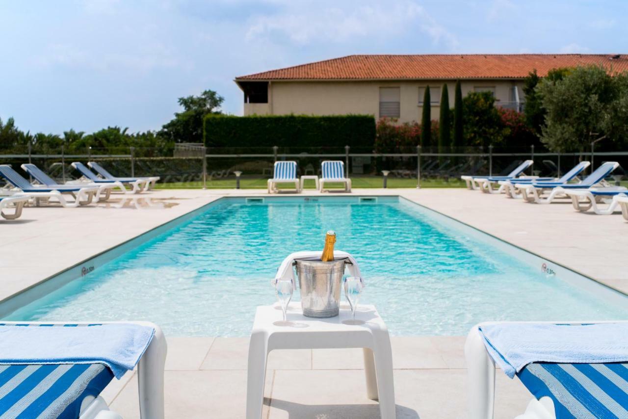 Ariane Hotel Fos Sur Mer โฟส์-ซูร์-แมร์ ภายนอก รูปภาพ