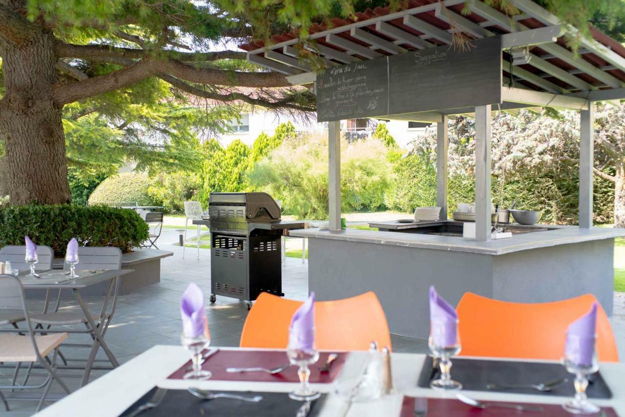 Ariane Hotel Fos Sur Mer โฟส์-ซูร์-แมร์ ภายนอก รูปภาพ