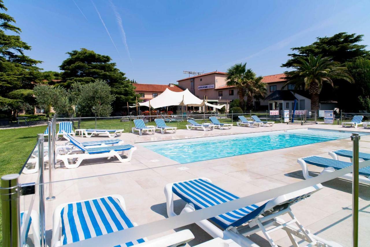 Ariane Hotel Fos Sur Mer โฟส์-ซูร์-แมร์ ภายนอก รูปภาพ